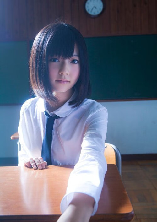 开云sport-球场另一端，同样心跳，当约基奇与马克西同时按下接管键