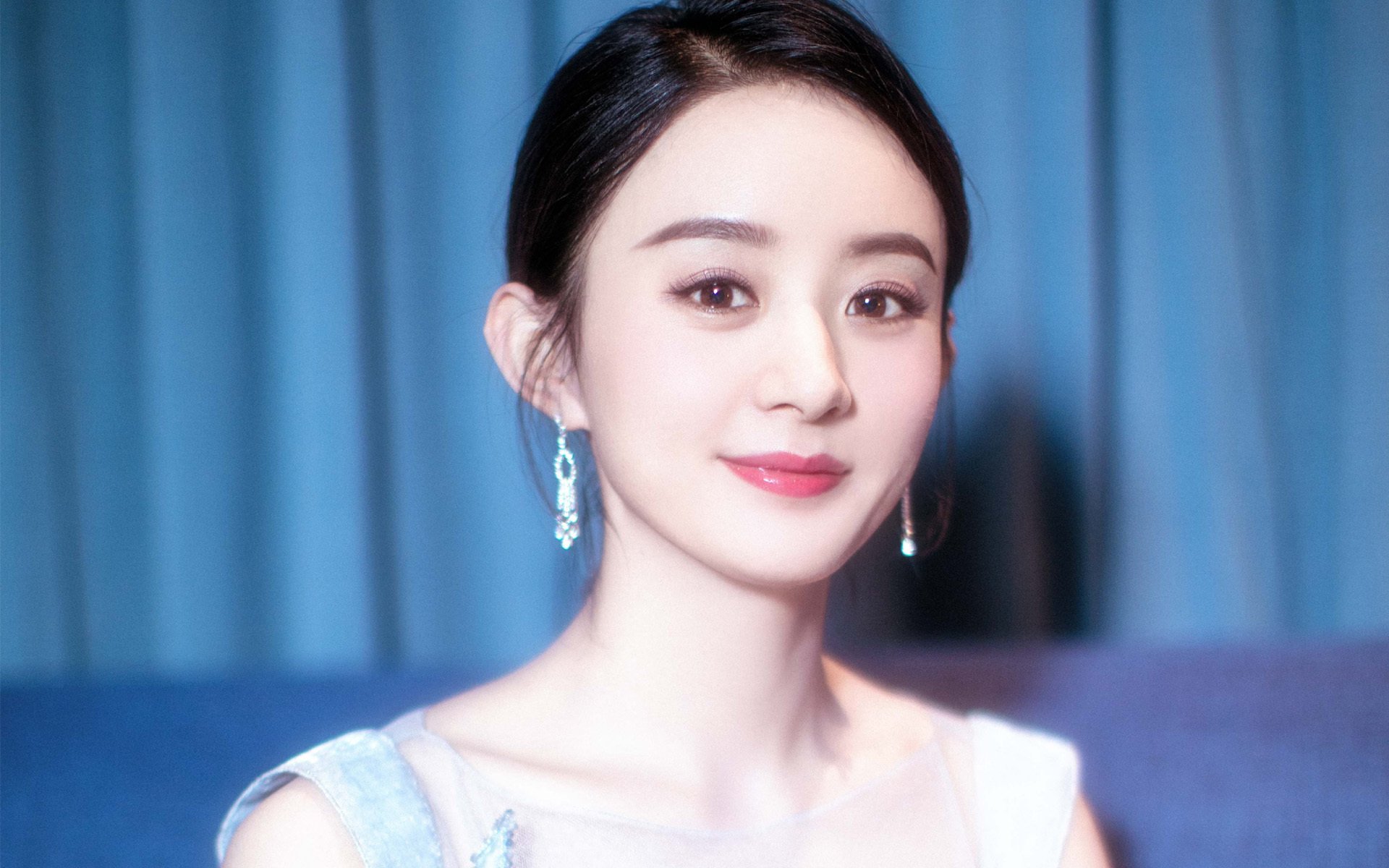 开云体育登录-剑指东岸！利拉德客场轰垮活塞防线，用利拉德时刻回击所有质疑