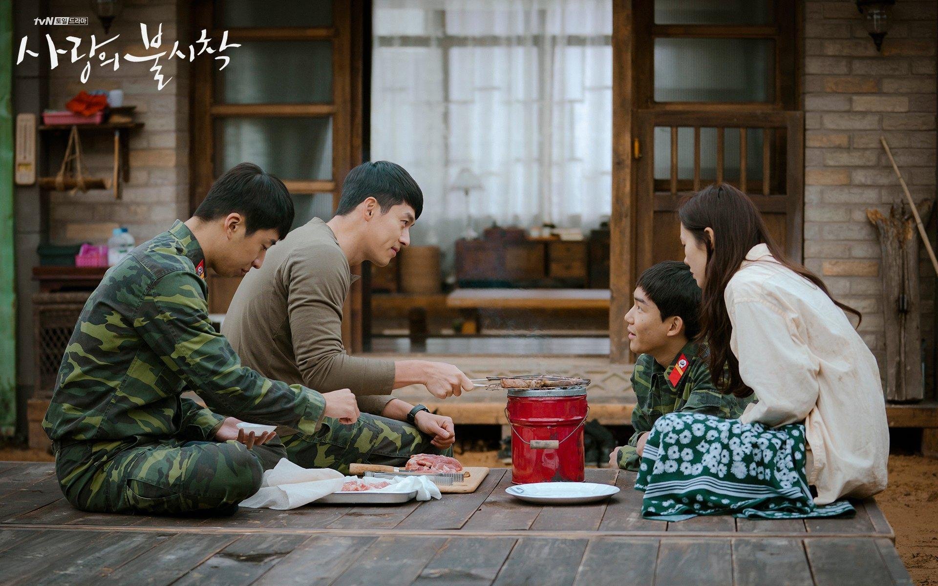 错位狂欢，当北京队鏖战勇士，哈登却在英超赛场接管比赛？