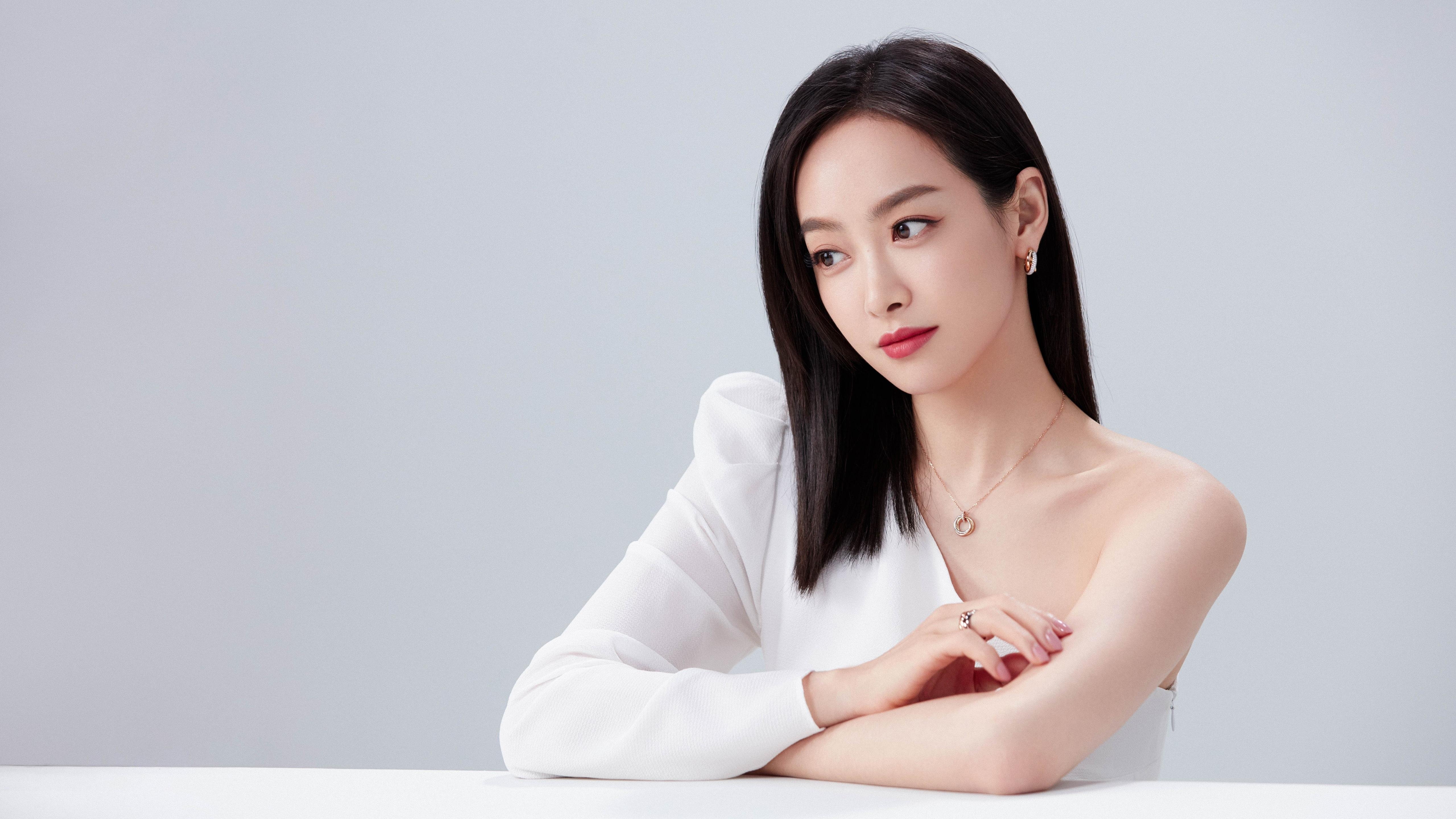 晨霜与暮火，当山西的坚韧遇见欧陆的星光