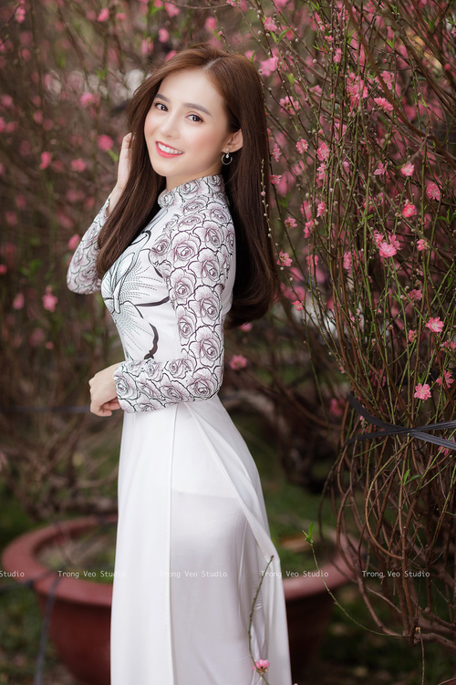 沙漠中的潘帕斯雄鹰与安第斯雪豹,鲜血与菊花之约—2026世界杯C组唯一性的生死战,奥斯梅恩的呐喊